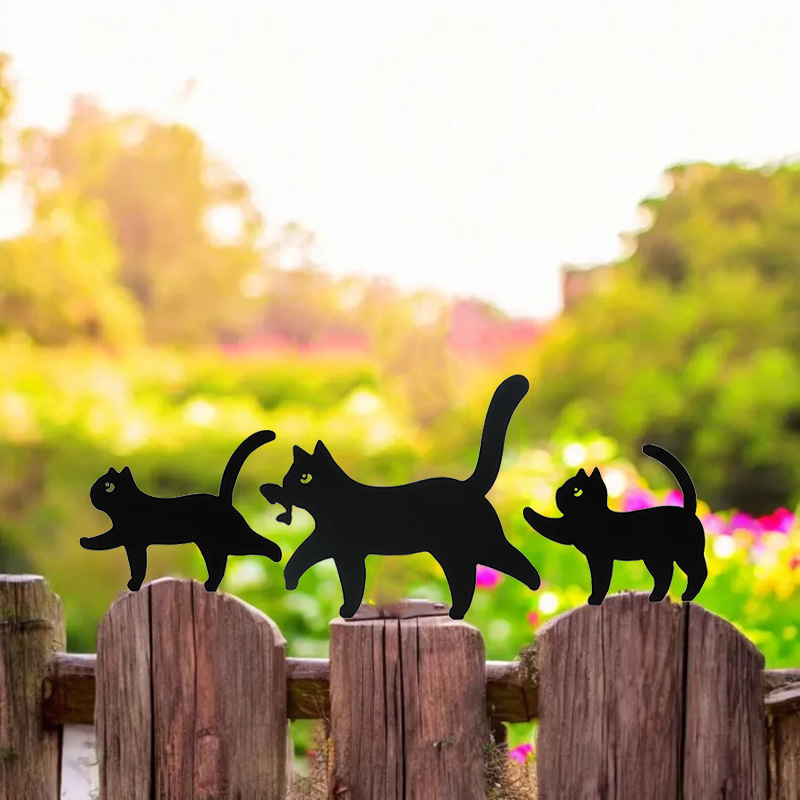 Black Cat Family Fence Decor β 3 Piece Metal Set