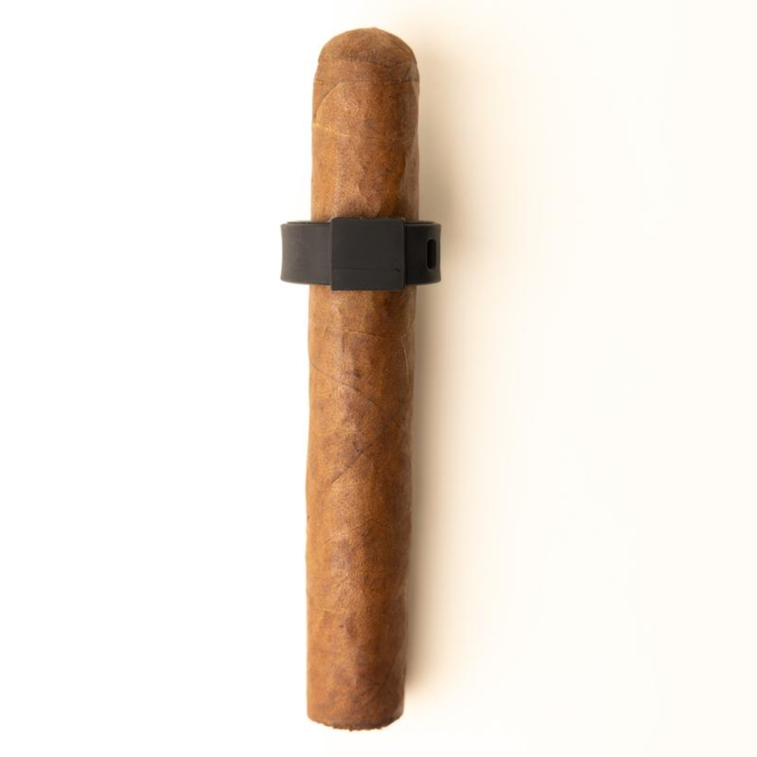 Magnetic Stogie Holder