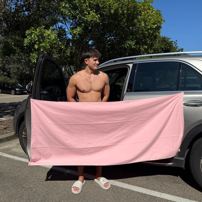 Portable magnetic multi-purpose bath towel