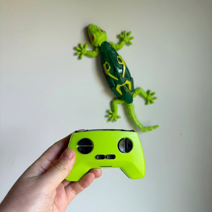 Wall Crawling Gecko Toy